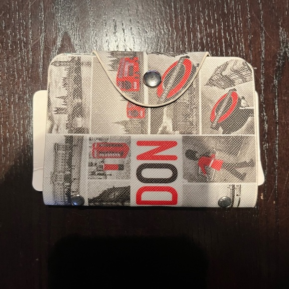 Wallet - Picture 3 of 5